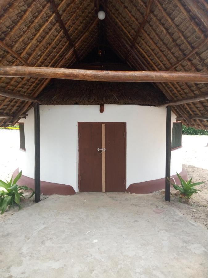 Funky Squids Beach Resort Bagamoyo Exterior foto