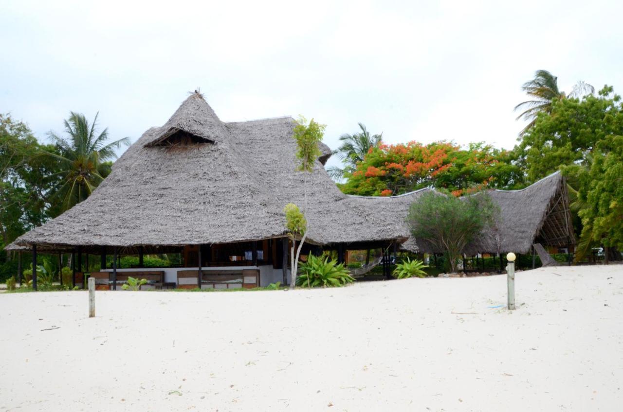 Funky Squids Beach Resort Bagamoyo Exterior foto