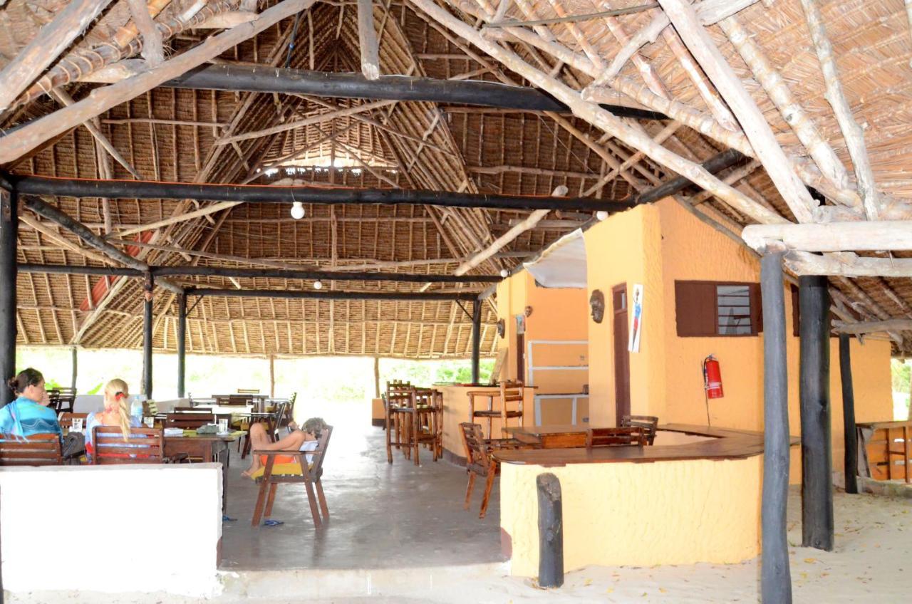 Funky Squids Beach Resort Bagamoyo Exterior foto